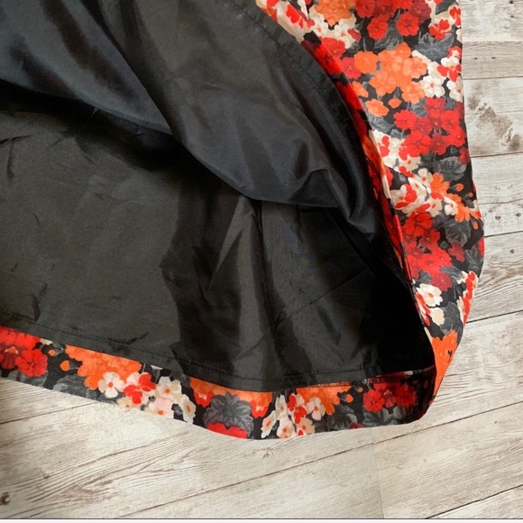 Kensie Floral Skirt - Picture 5 of 11